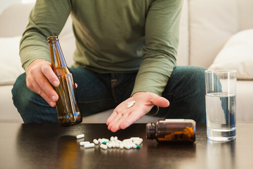 taking painkillers after alcohol