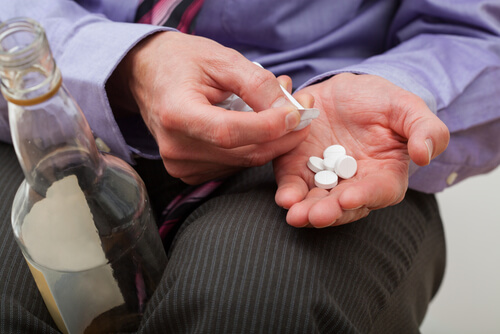 man taking barbiturates with alcohol